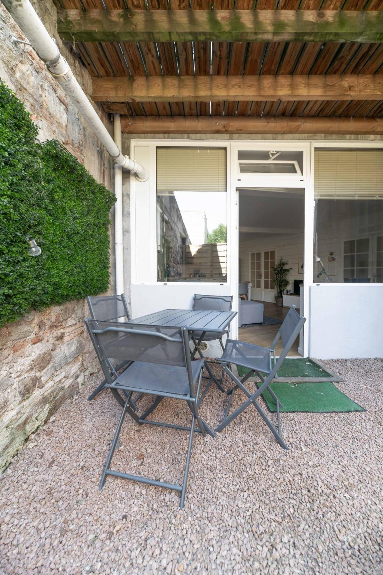 Le Celestin - Appartement 2 Chambres Avec Jardin En Centre Ville Vichy Kültér fotó
