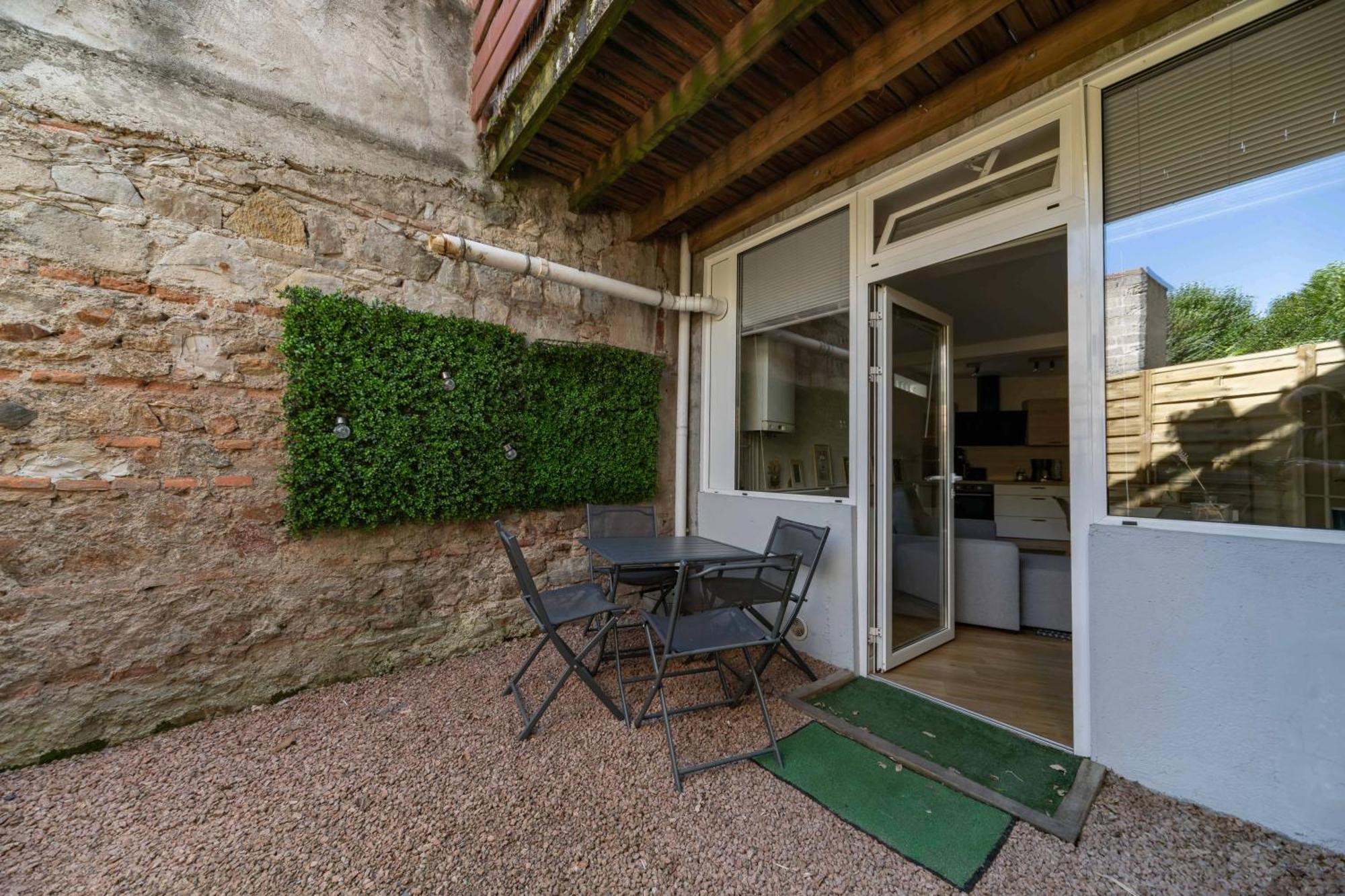 Le Celestin - Appartement 2 Chambres Avec Jardin En Centre Ville Vichy Kültér fotó