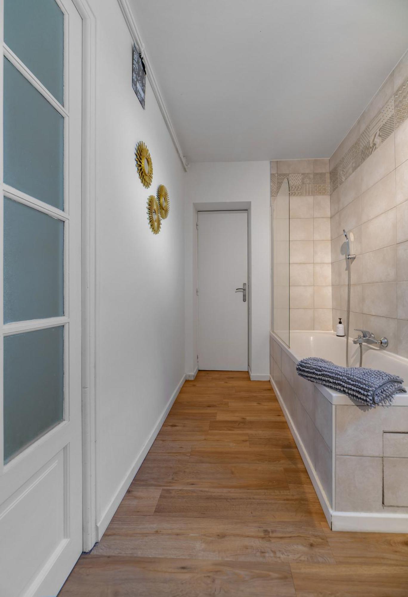 Le Celestin - Appartement 2 Chambres Avec Jardin En Centre Ville Vichy Kültér fotó
